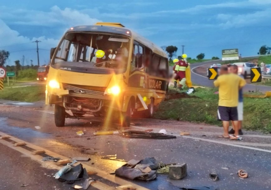 Tragédia na BR-163: Carreta atinge ônibus com atletas de Futsal