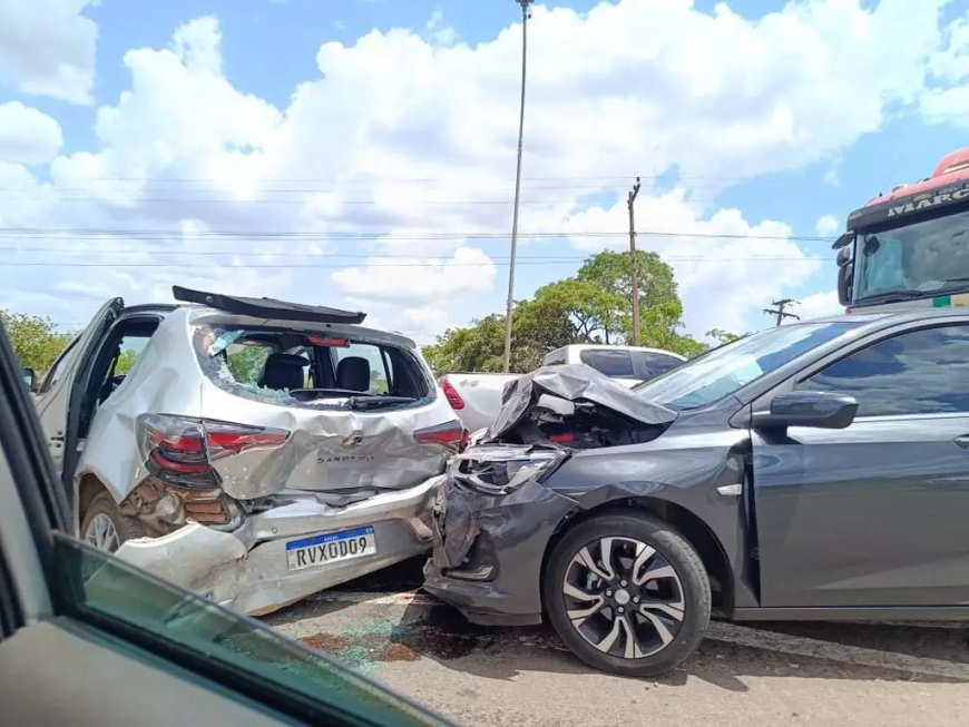 Engavetamento na BR-262 Causa Trânsito Lento na Saída para Três Lagoas