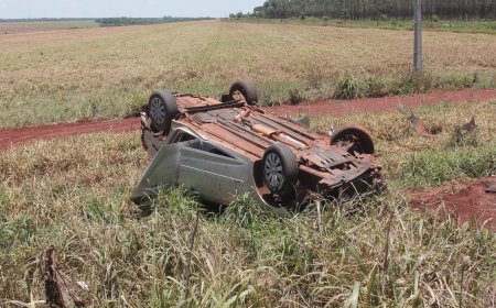 Capotamento na BR-262 deixa três feridos em Campo Grande