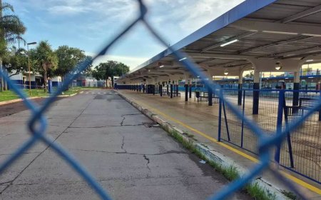 CAMPO GRANDE: Greve paralisa transporte coletivo e terminais amanhecem vazios