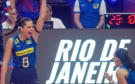 Central Julia Kudiess é eleita a 5ª melhor jogadora do vôlei mundial