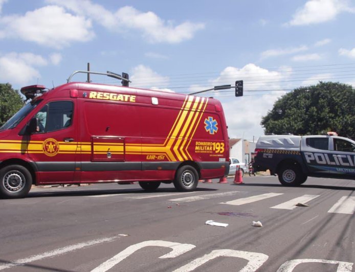 Acidente grave: Motociclista atropela idoso na faixa de pedestre