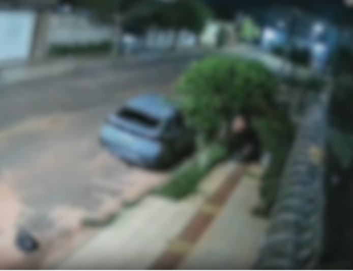 Criminoso invade casa, mas idosa consegue escapar em Campo Grande