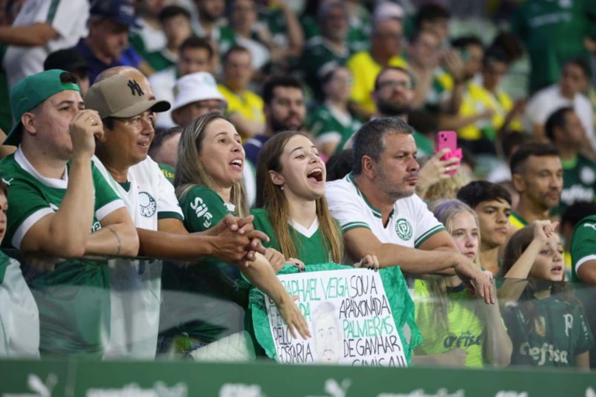 Palmeiras fecha 2025 no pior momento da década