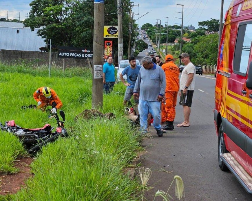 Acidente na Avenida Tamandaré em Campo Grande Deixa Dois Jovens Feridos; Investigação em Andamento