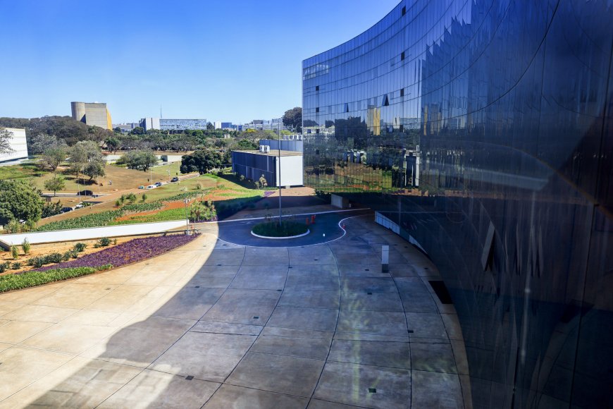 STF inicia julgamento do Núcleo 2 da tentativa de golpe