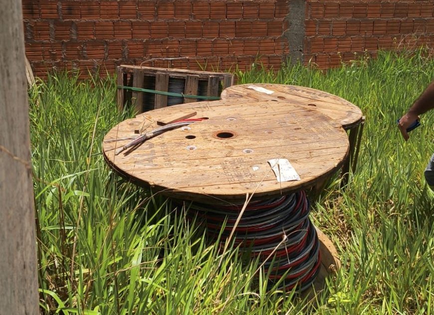 Quatro funcionários são presos por furto de cabos em Naviraí