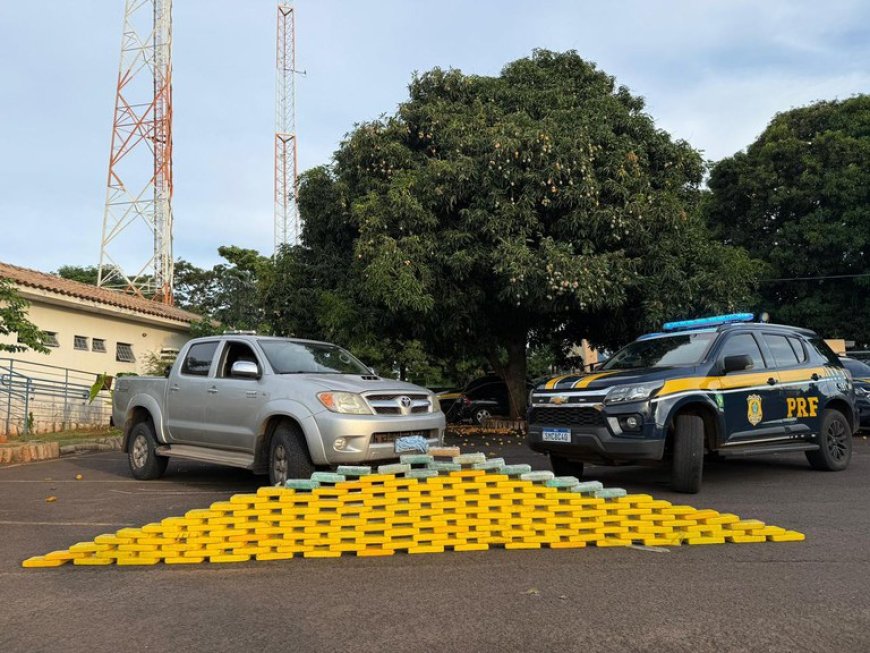 Perseguição na BR-060 termina com apreensão de 155 kg de cocaína