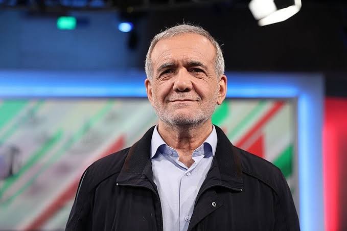 Irã e EUA retomam diálogo indireto em meio a tensões regionais