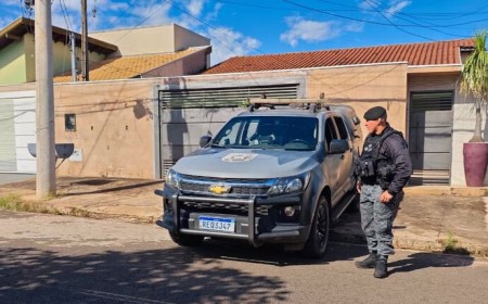 Presidiário do semiaberto é baleado ao sair de casa em Campo Grande