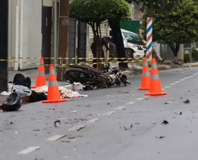 Na capital do estado, acidente de moto deixa mulher gravemente ferida