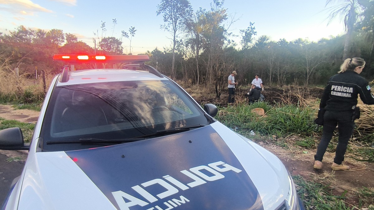 Ossada humana é encontrada em terreno baldio após queimada no Zé Pereira, em Campo Grande