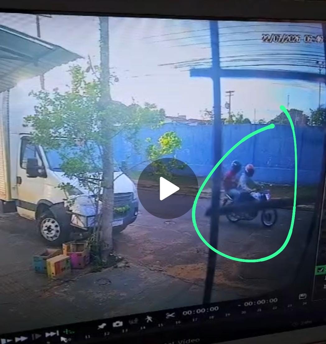 Batalhão de Choque descobre "esconderijo" e apreende moto, roupas e capacetes usados em homicídio no Novos Estados