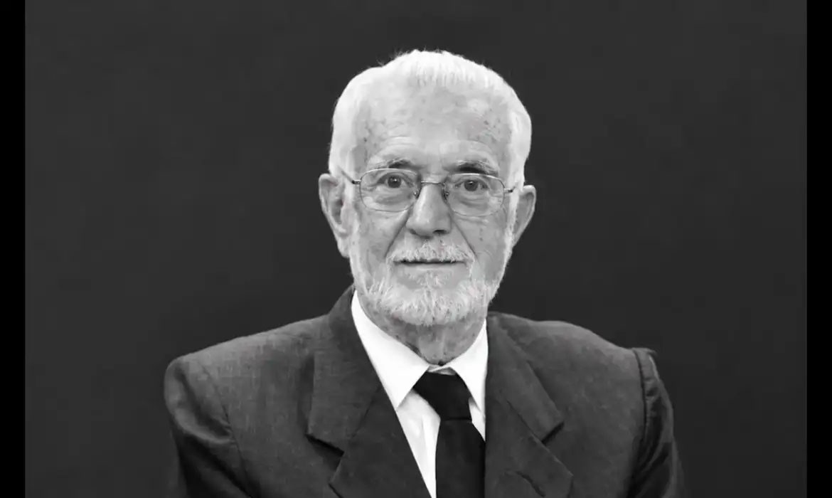 Octavio Gallotti, ex-presidente do STF, morre aos 95 anos