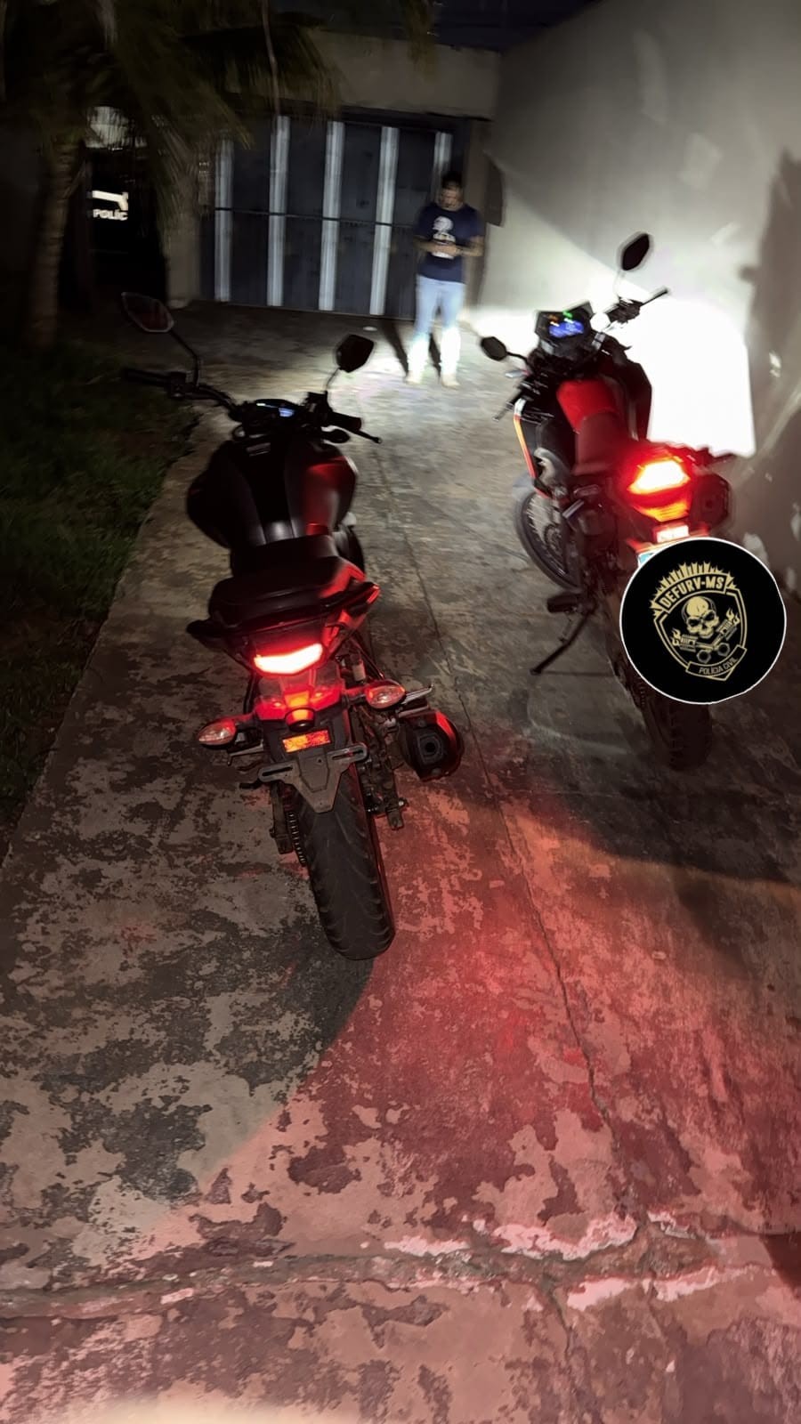 DEFURV prende dupla suspeita de integrar quadrilha de furto de motos em Campo Grande