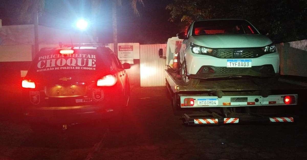 BPChoque recupera carro roubado por dupla armada em Campo Grande