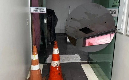 Temporal provoca desabamento de teto na Maternidade Cândido Mariano