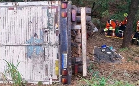 Empresário morre em acidente na BR-163 após perder controle do caminhão e bater em árvore 