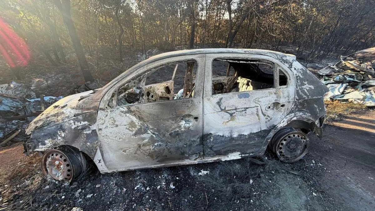 Cenário de destruição após acidente que deixou quatro mortos na BR-163