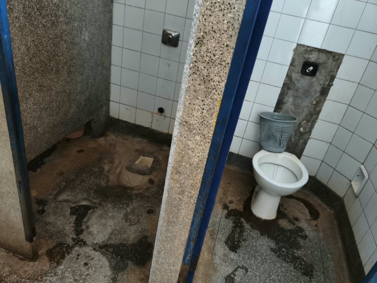 Rodoviária de Nova Andradina(MS) Pede Socorro e Cobra Manutenção Urgente
