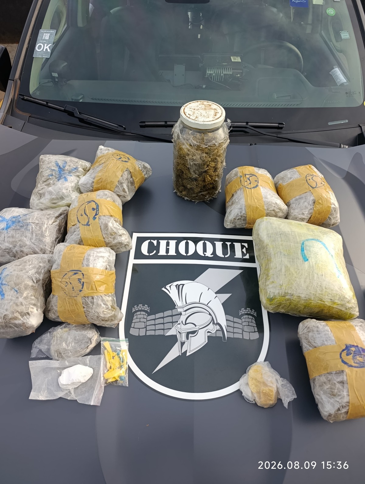 CHOQUE PRENDE HOMEM COM MÁSCARA E DROGAS APÓS DENÚNCIA EM CAMPO GRANDE