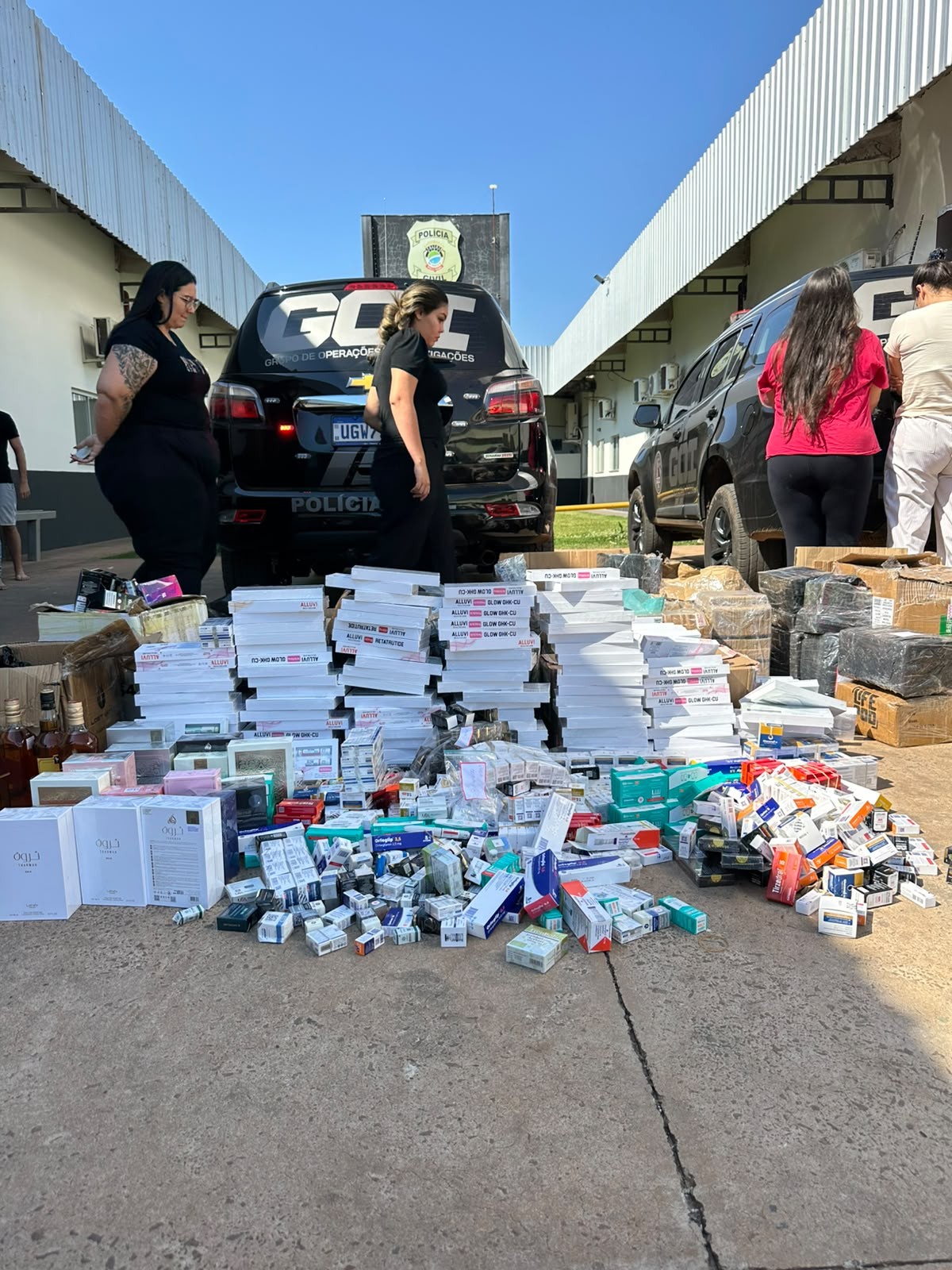 Operação no Aero Rancho: Polícia Civil apreende produtos importados e prende 11 em Campo Grande