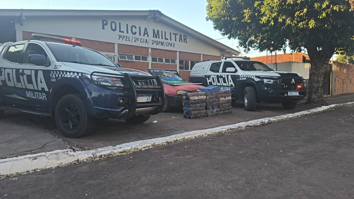 PM apreende 241 kg de maconha e antena Starlink em carro abandonado na MS-395 em Brasilândia