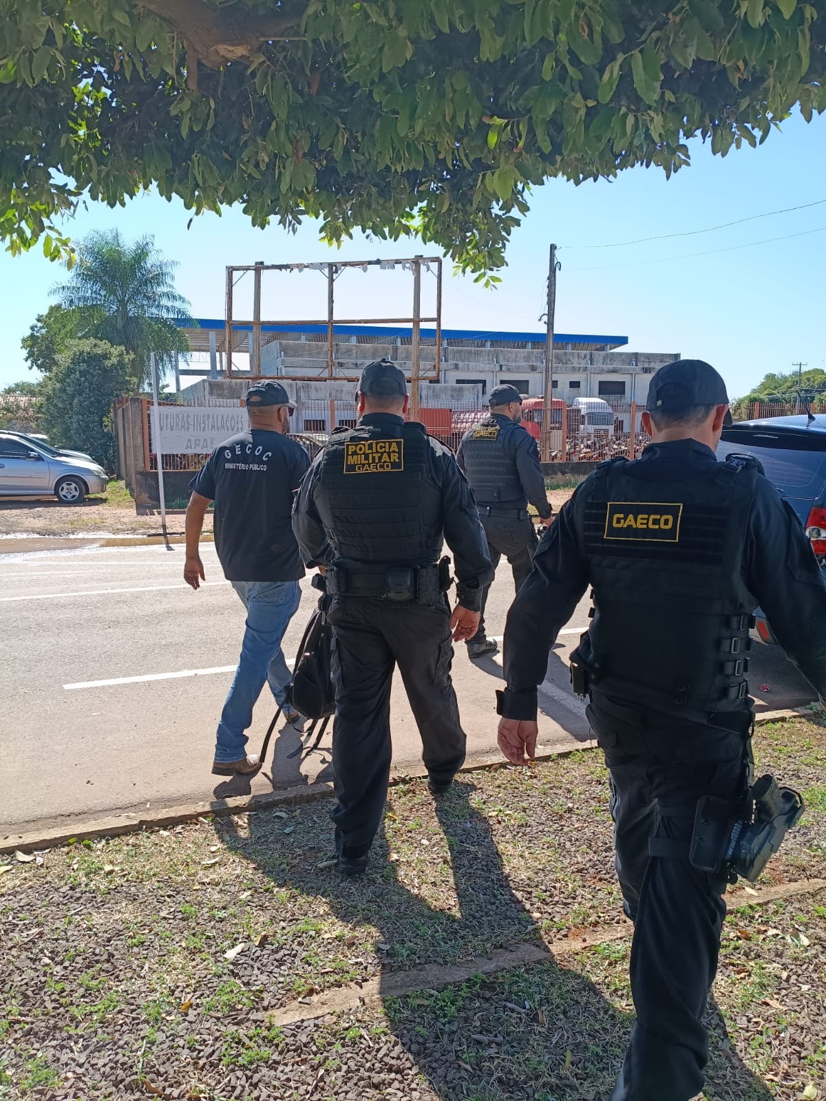 GAECO faz busca e apreensão na Secretaria de Infraestrutura de Três Lagoas