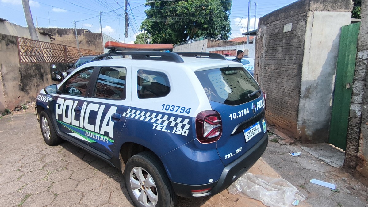 Suspeito de furto e esfaqueamento é alvejado pela PM após confrontar policiais no Nova Lima