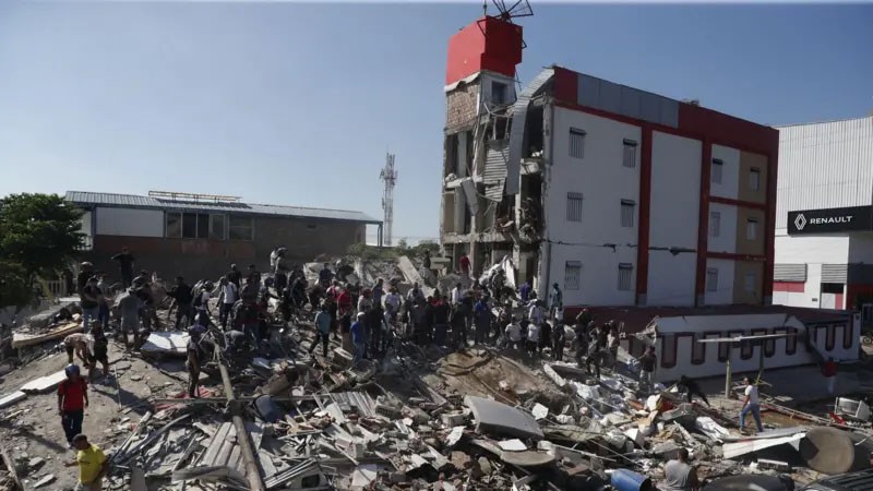 Terremoto de magnitude 7,4 deixa ao menos 111 mortos na Colômbia