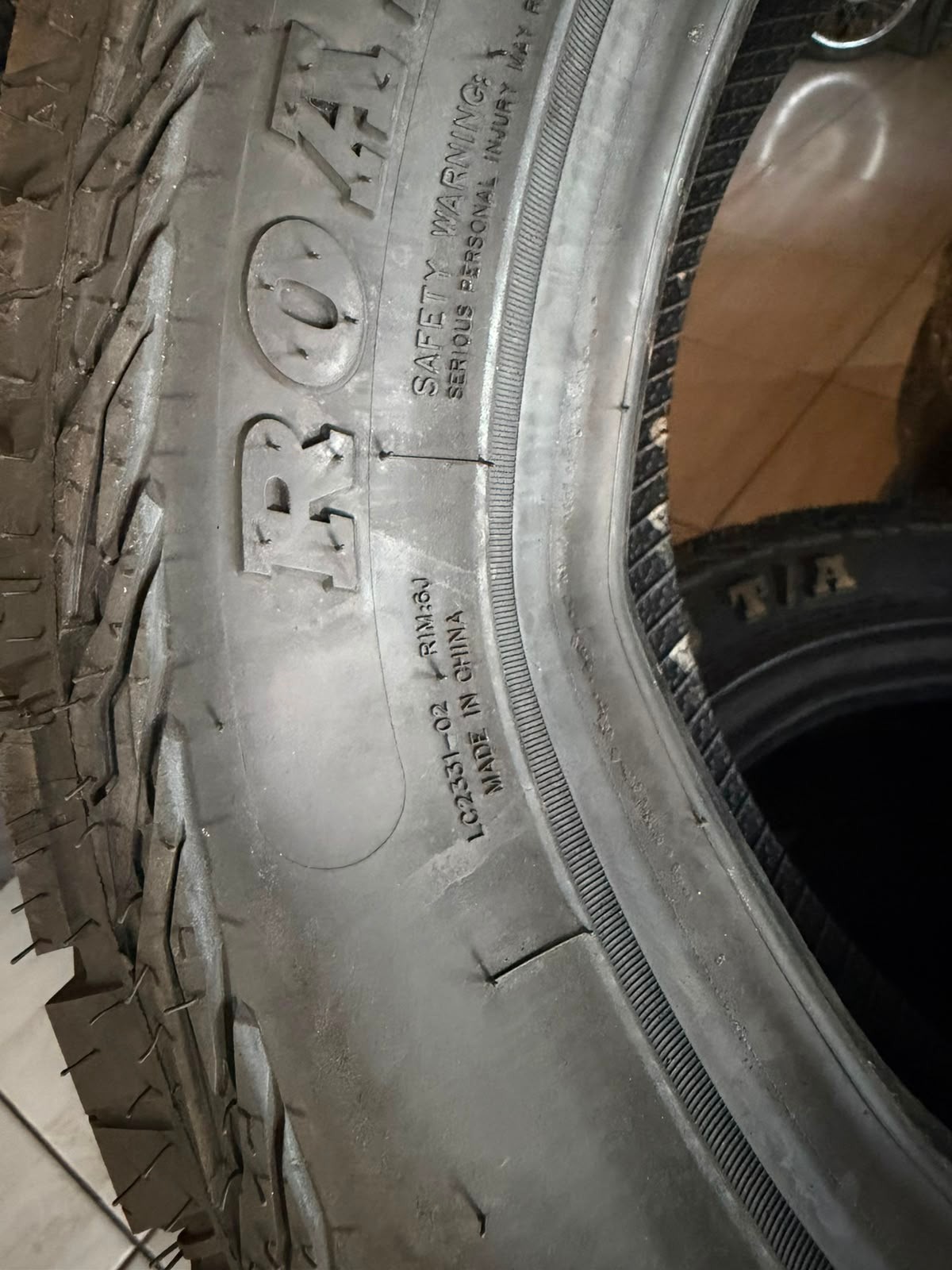 Operação Tyre Tread: PF combate contrabando de cigarros e apreende "bolas" de pneus em Campo Grande