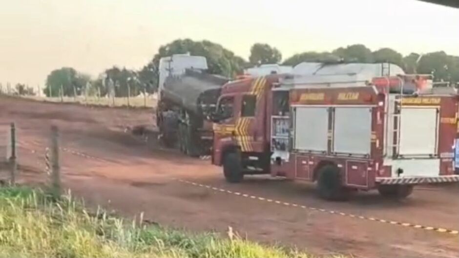 Trabalhador cai em carga de piche e morre na BR-163