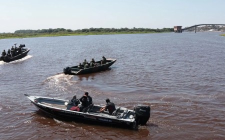Exército usa blindados para fechar o cerco ao crime em MS