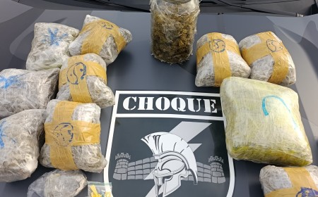 CHOQUE PRENDE HOMEM COM MÁSCARA E DROGAS APÓS DENÚNCIA EM CAMPO GRANDE