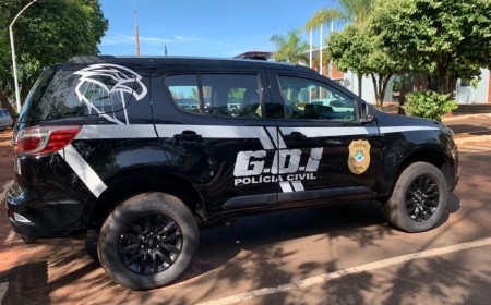 Mulher de 34 anos é presa em flagrante por furtar joias de loja no centro de Campo Grande