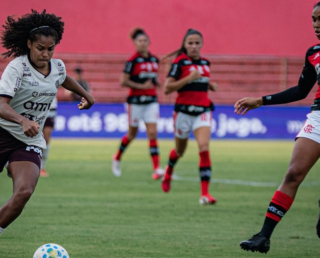 Brasileirão Feminino: Flamengo vence Ferroviára nas quartas por 1 a 0