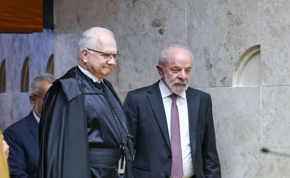 Lula ouve ministros do STF em meio à crise interna da Corte