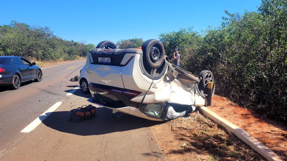 Colisão entre dois carros deixa um morto e dois feridos na BR-158 em Três Lagoas (MS)