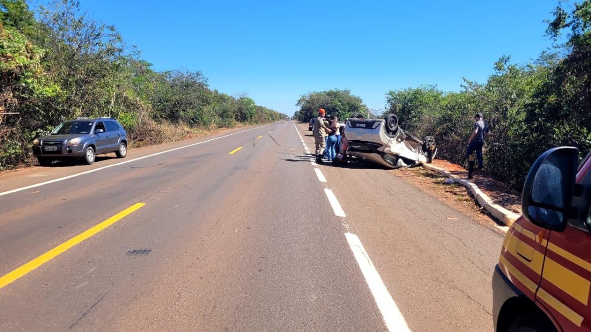 Colisão entre dois carros deixa um morto e dois feridos na BR-158 em Três Lagoas (MS)