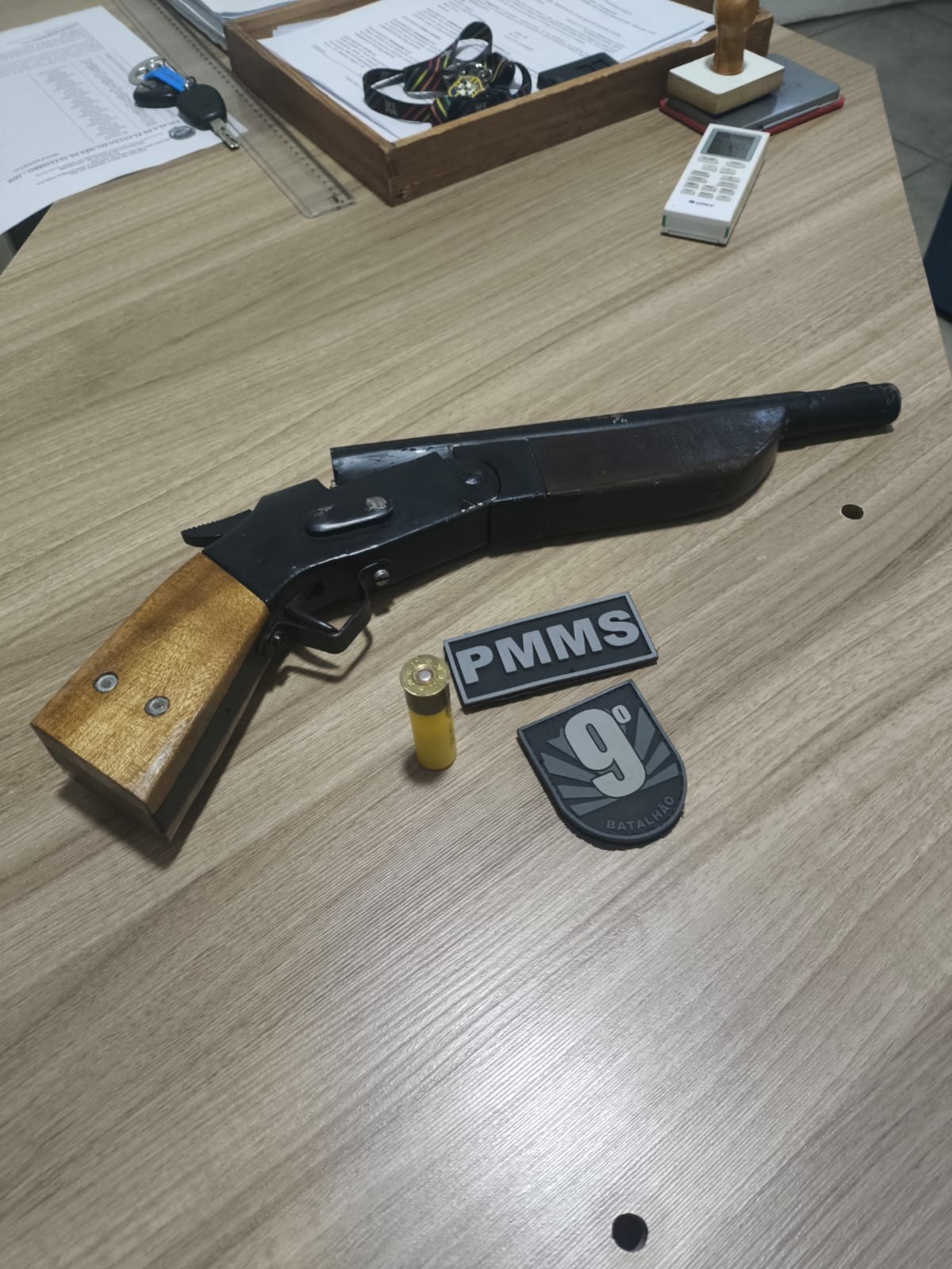 Homem é preso com garrucha em conveniência de assentamento em Jaraguari