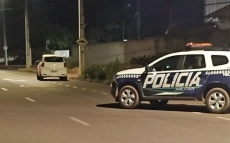 Mulher pula de carro em movimento durante discussão de casal e fica em estado grave na Santa Casa