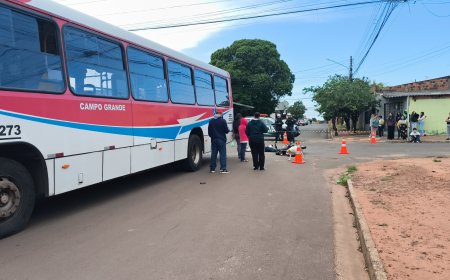Jovem de 19 anos morre após avançar sinal de 'Pare' e colidir com ônibus em Campo Grande