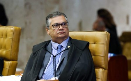 Ministro do STF suspende afastamento do diretor-geral da PF
