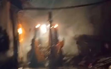 Incêndio de grandes proporções destrói marcenaria no Jardim Centro Oeste