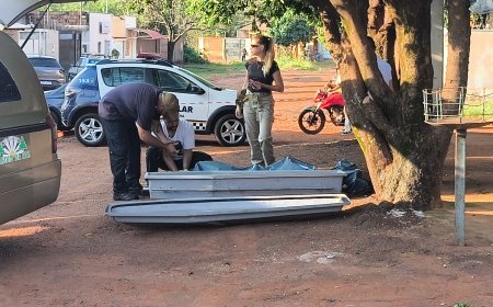 Homem de 41 anos é esfaqueado no peito e morre após correr para pedir socor…