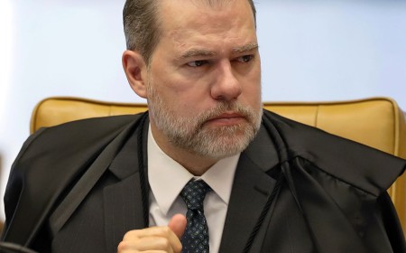 Dias Toffoli libera campanha de Renan Santos pela internet