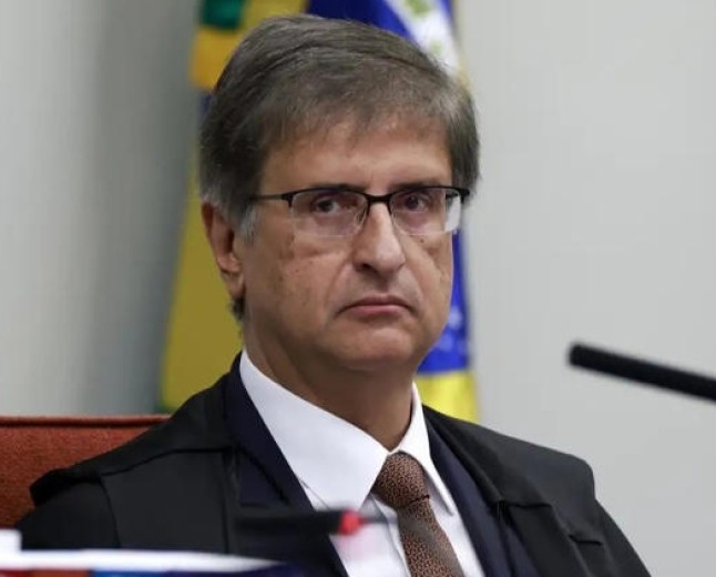 PGR pede anulação de relatório da PF sobre conversas de Alexandre de Moraes e Daniel Vorcaro