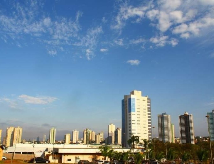 São Pedro não se decide e mistura sol com nuvens em MS