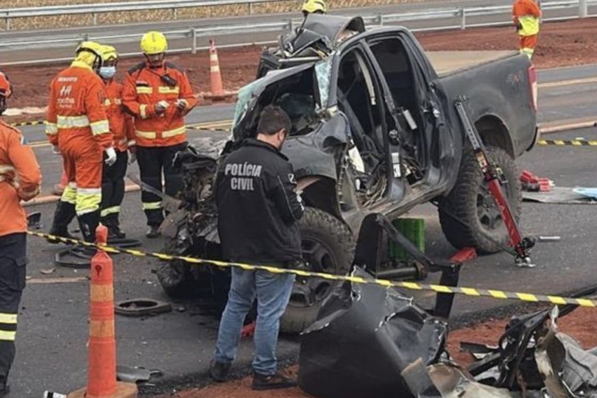 Colisão frontal entre carreta e caminhonete deixa três mortos na BR-163, em…