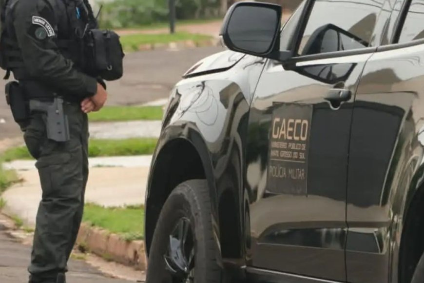 Família é presa e a operação também bate à porta de delegado e policiais